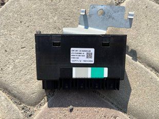 Блок керування USB Nissan Leaf 2018&ndash;2025 283H19DJ0A фото