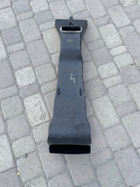 Повітропровід обігріву 2-го ряду центральний Tesla Model X 2016-2021 105387800B фото