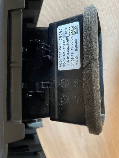 Дефлектори консолі Audi Q3 83A 2019-2025 83A819203A6PS фото
