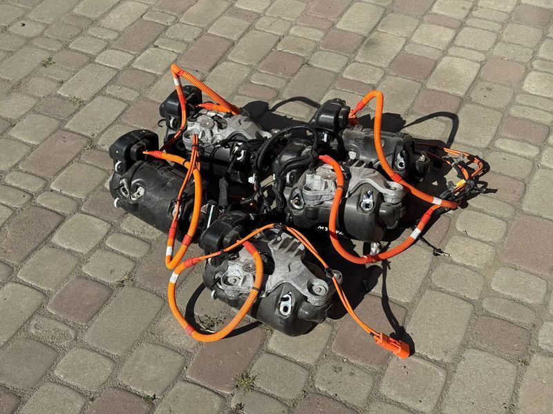 Компрессор кондиционера Tesla Model 3 2018-, Model Y 2020-2025 108819800P 108819800P фото
