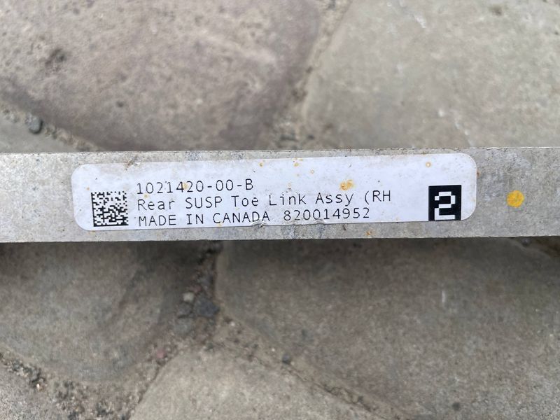 Рычаг поперечный верхний задний правый задний Tesla Model X 2016-2021 102142000B фото