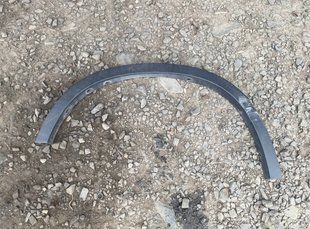 Накладка арки крила ззаду ліва BMW X1 F48 2016-2022 51777332339 фото