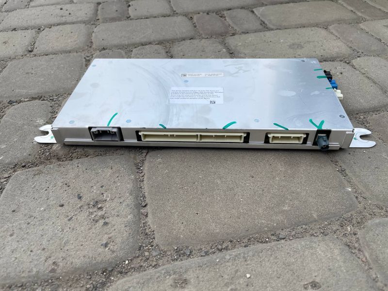 Central Body Controller Module Tesla Model X 2016-2021 104545110F фото