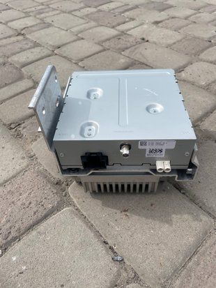 Модуль радіо Radio Receiver Tuner Control Module Tesla Model X 2016-2021 105232280A фото