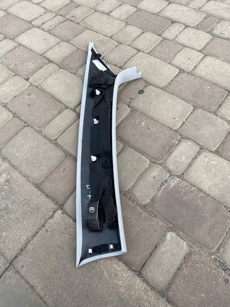 Накладка передньої стійки права Tesla Model 3 Highland 2024- 173177429G фото